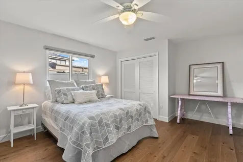 813 Idlewild Way Sarasota FL 34242