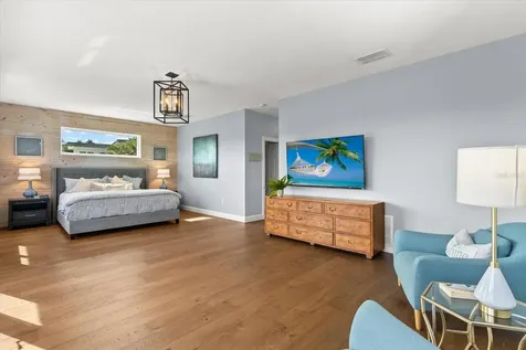 813 Idlewild Way Sarasota FL 34242