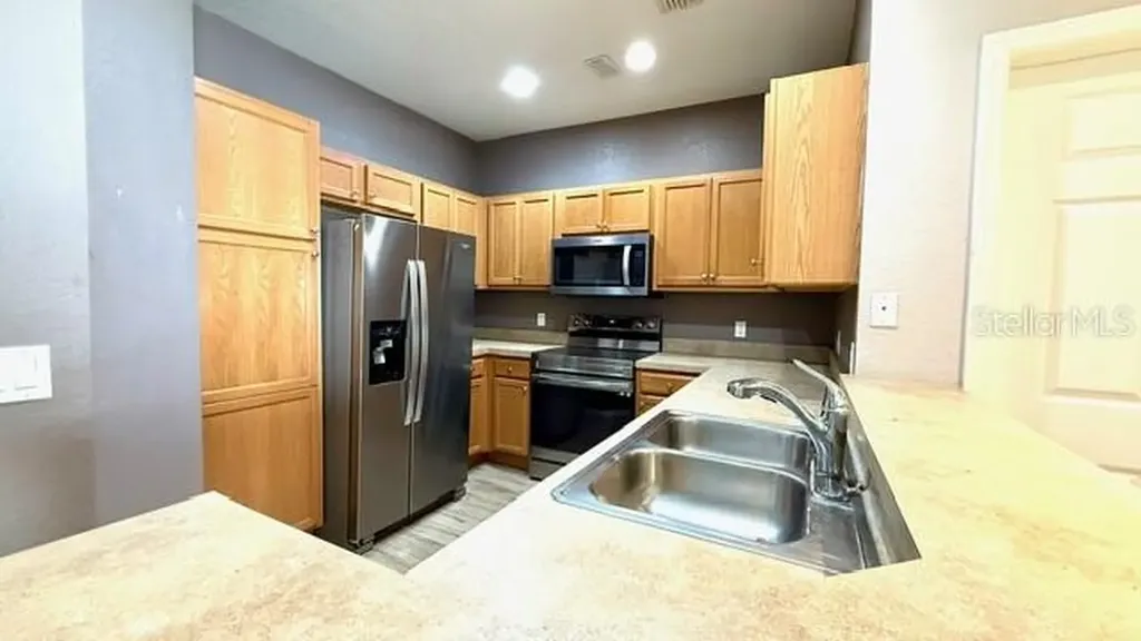 2604 Grand Central Parkway Orlando FL 32839