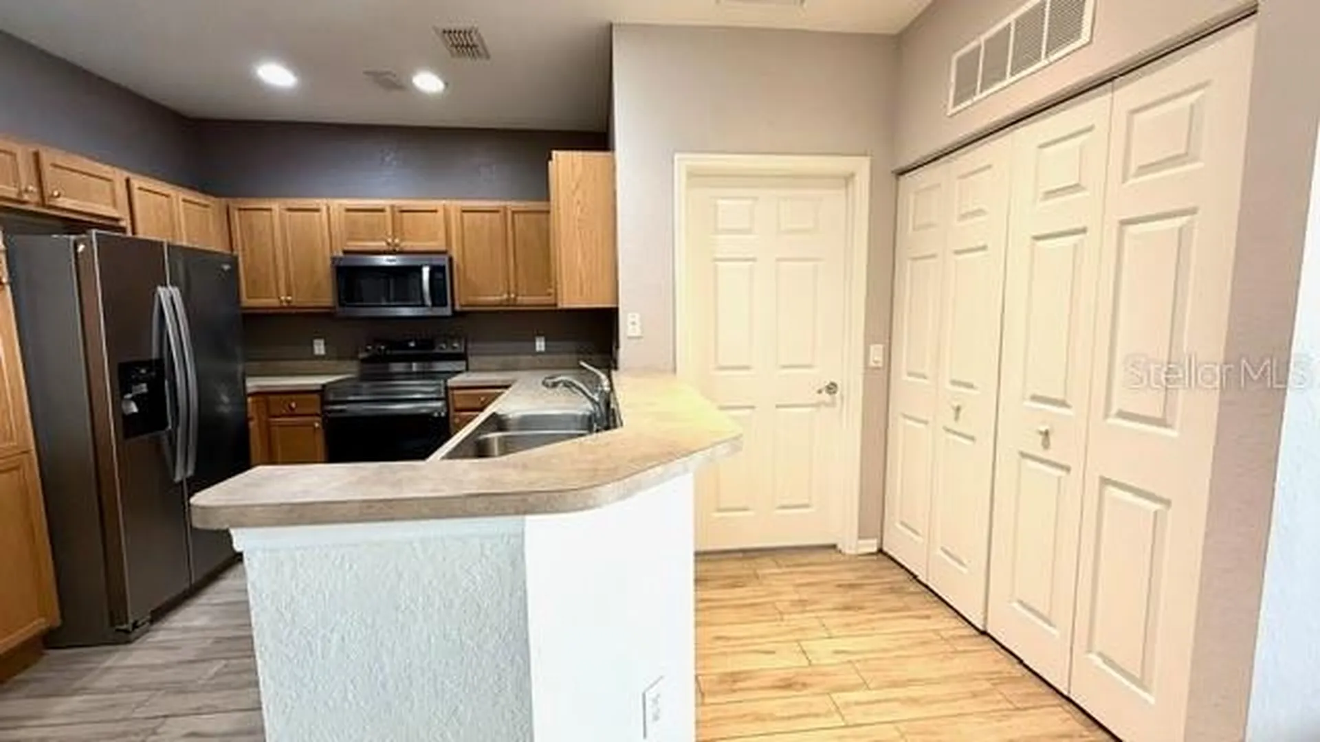 2604 Grand Central Parkway Orlando FL 32839