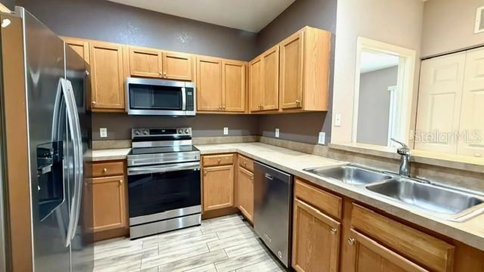 2604 Grand Central Parkway Orlando FL 32839