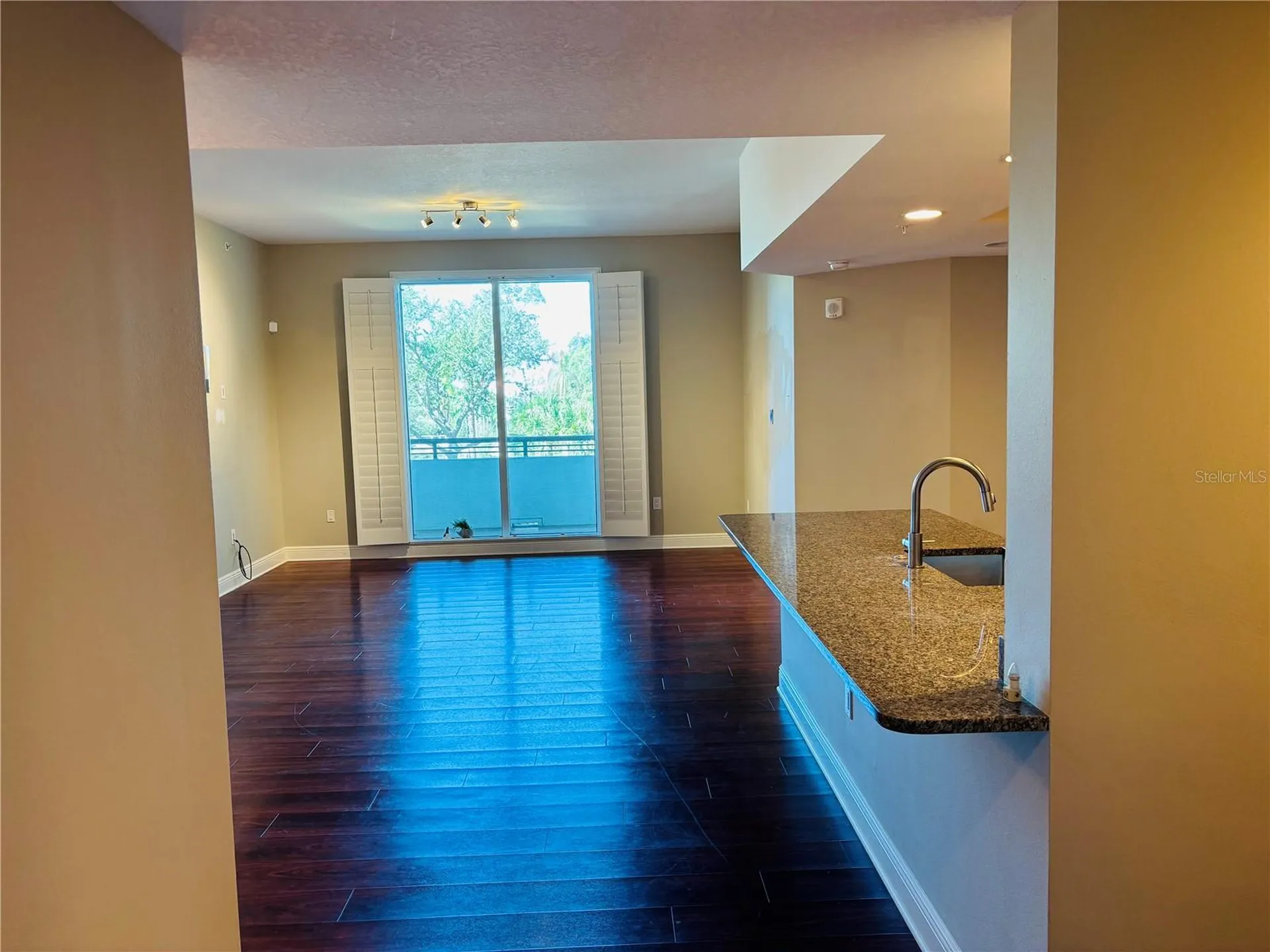 800 N Tamiami Trail Sarasota FL 34236