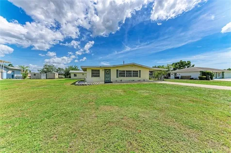 2912 61st Street E Palmetto FL 34221