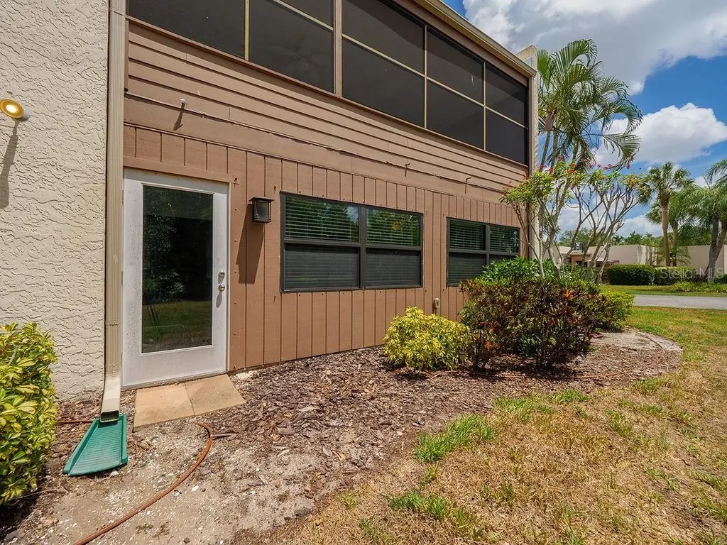 193 Pineneedle Drive Bradenton FL 34210