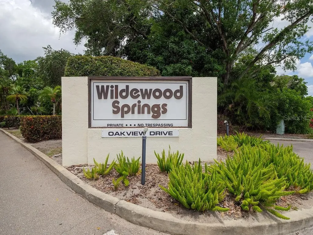 193 Pineneedle Drive Bradenton FL 34210