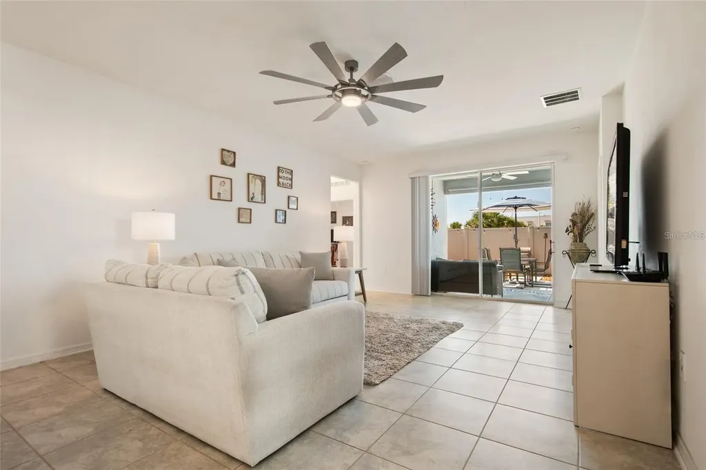 1172 Tyler Loop Winter Haven FL 33884