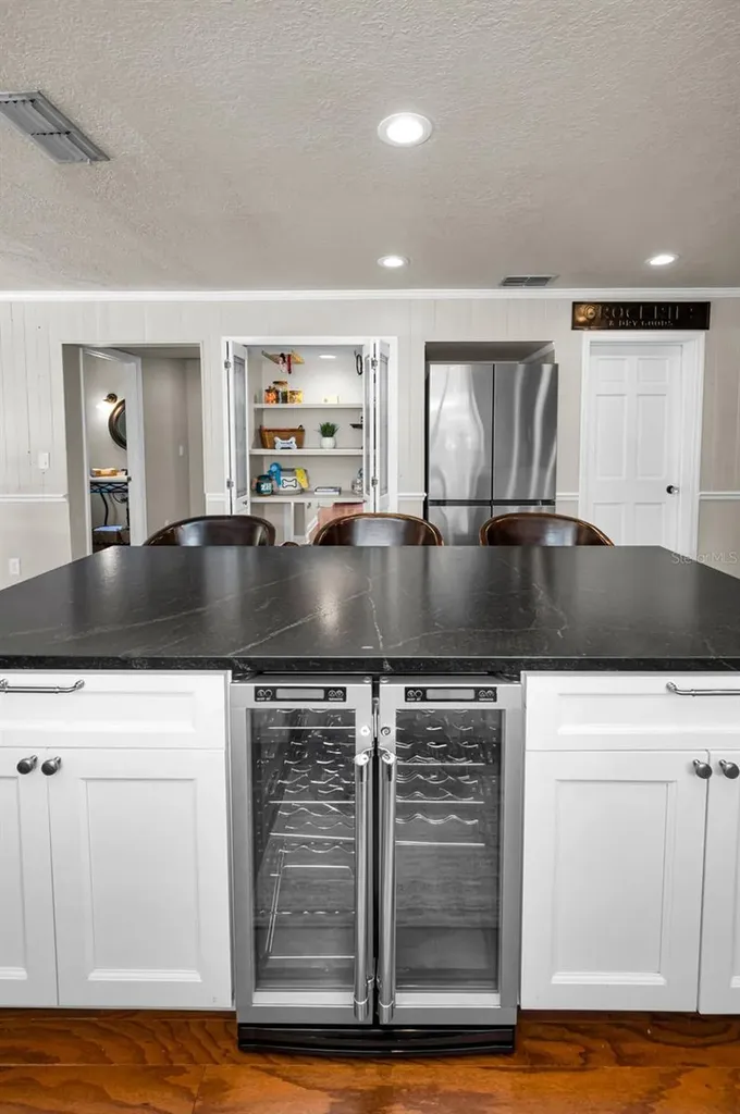 3525 Fairview Street Safety Harbor FL 34695