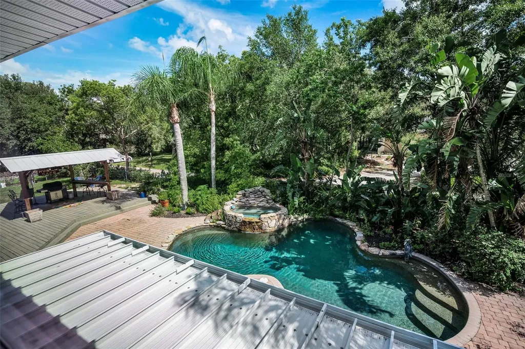 3525 Fairview Street Safety Harbor FL 34695