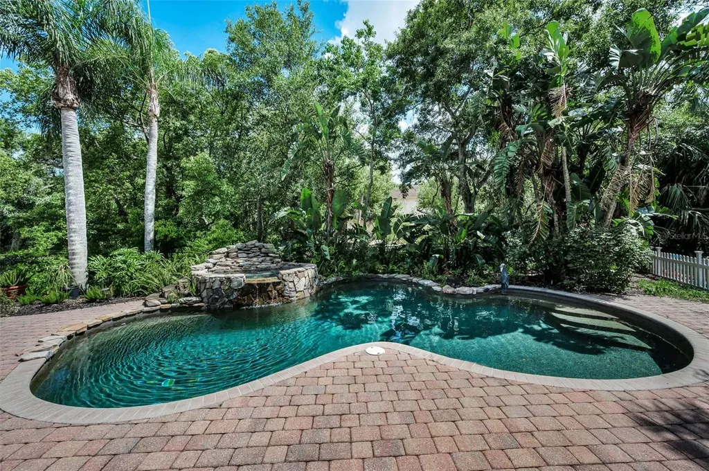 3525 Fairview Street Safety Harbor FL 34695