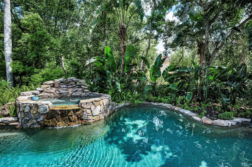 3525 Fairview Street Safety Harbor FL 34695