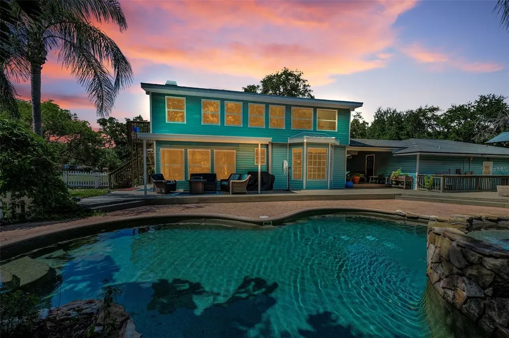 3525 Fairview Street Safety Harbor FL 34695