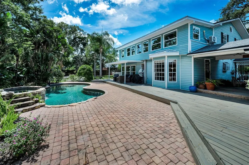 3525 Fairview Street Safety Harbor FL 34695