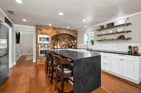 3525 Fairview Street Safety Harbor FL 34695