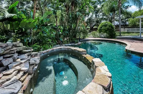 3525 Fairview Street Safety Harbor FL 34695