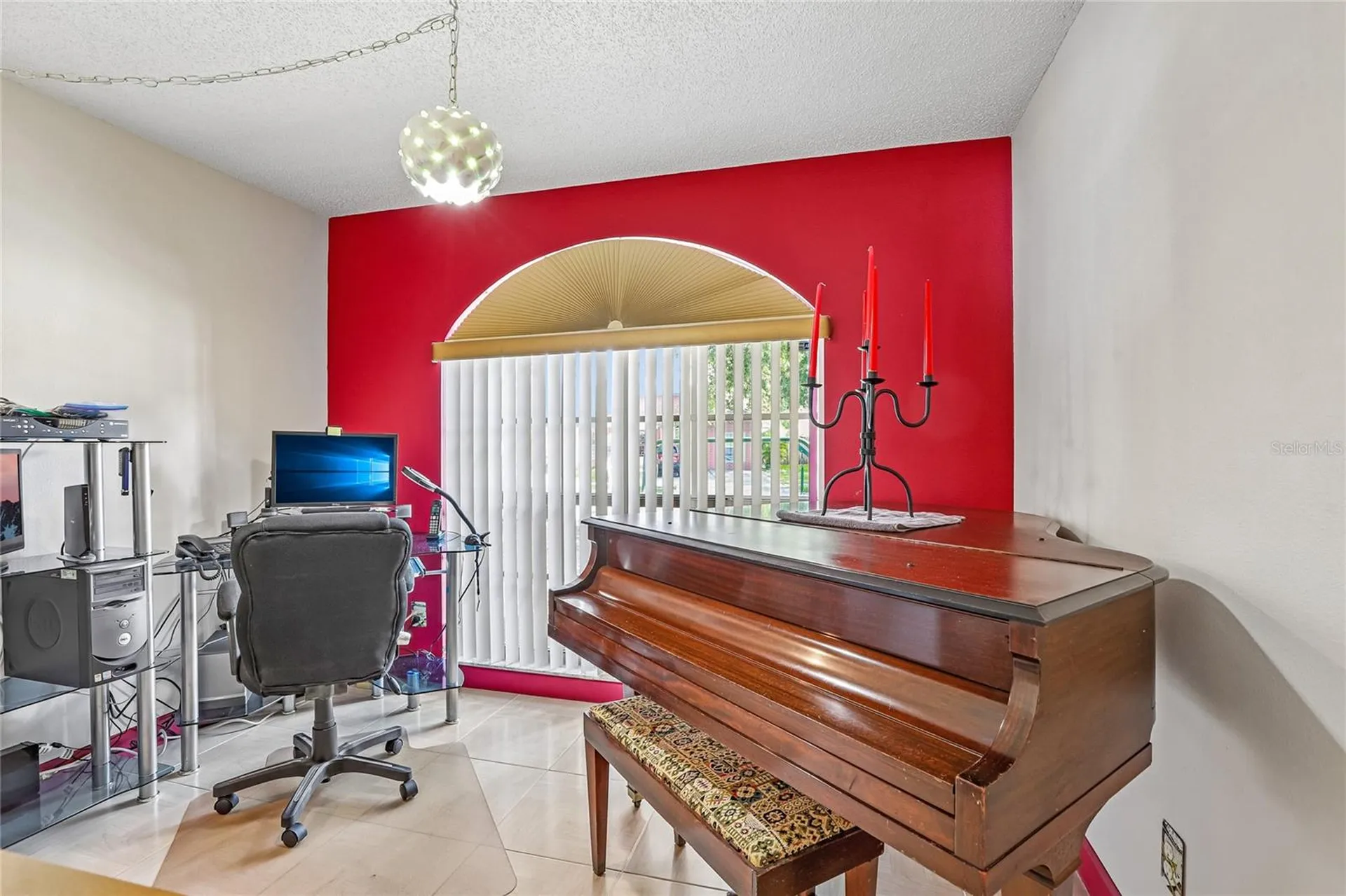 8208 Riverboat Drive Tampa FL 33637