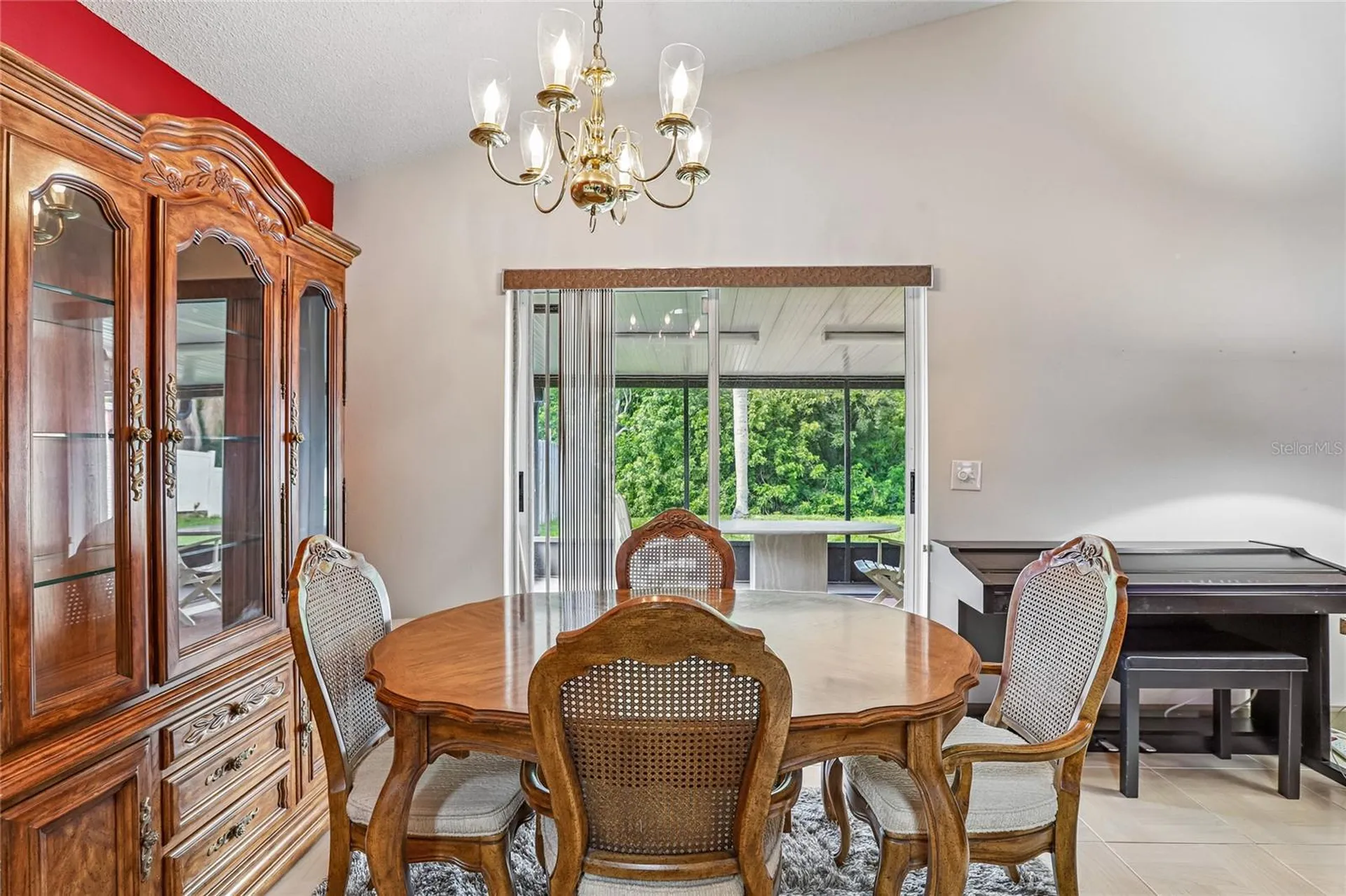 8208 Riverboat Drive Tampa FL 33637