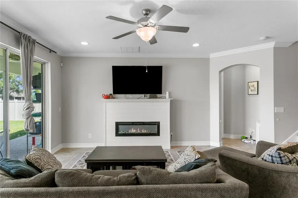 10506 Alcon Blue Drive Riverview FL 33578