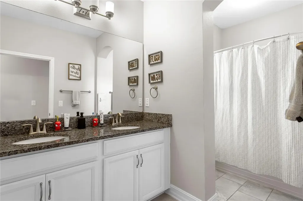 10506 Alcon Blue Drive Riverview FL 33578