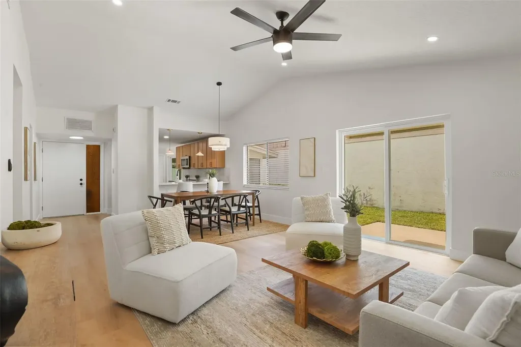 207 Doster Drive Casselberry FL 32707