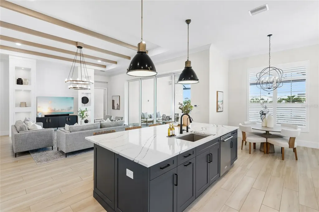 8324 Sea Glass Court Sarasota FL 34240