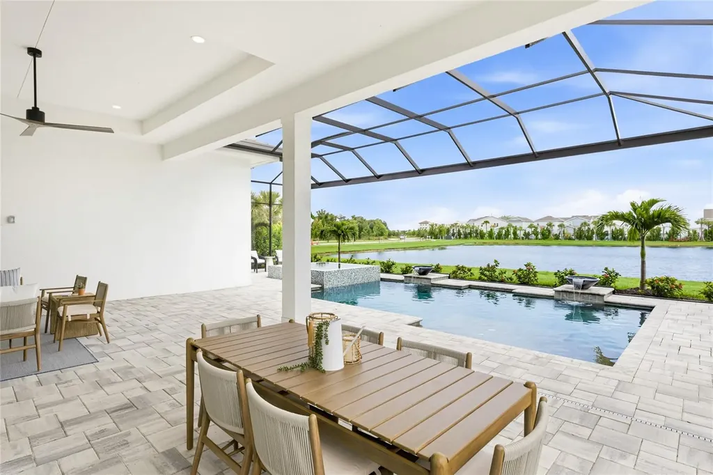 8324 Sea Glass Court Sarasota FL 34240