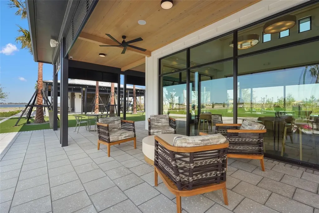 8324 Sea Glass Court Sarasota FL 34240