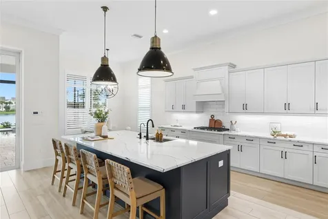 8324 Sea Glass Court Sarasota FL 34240