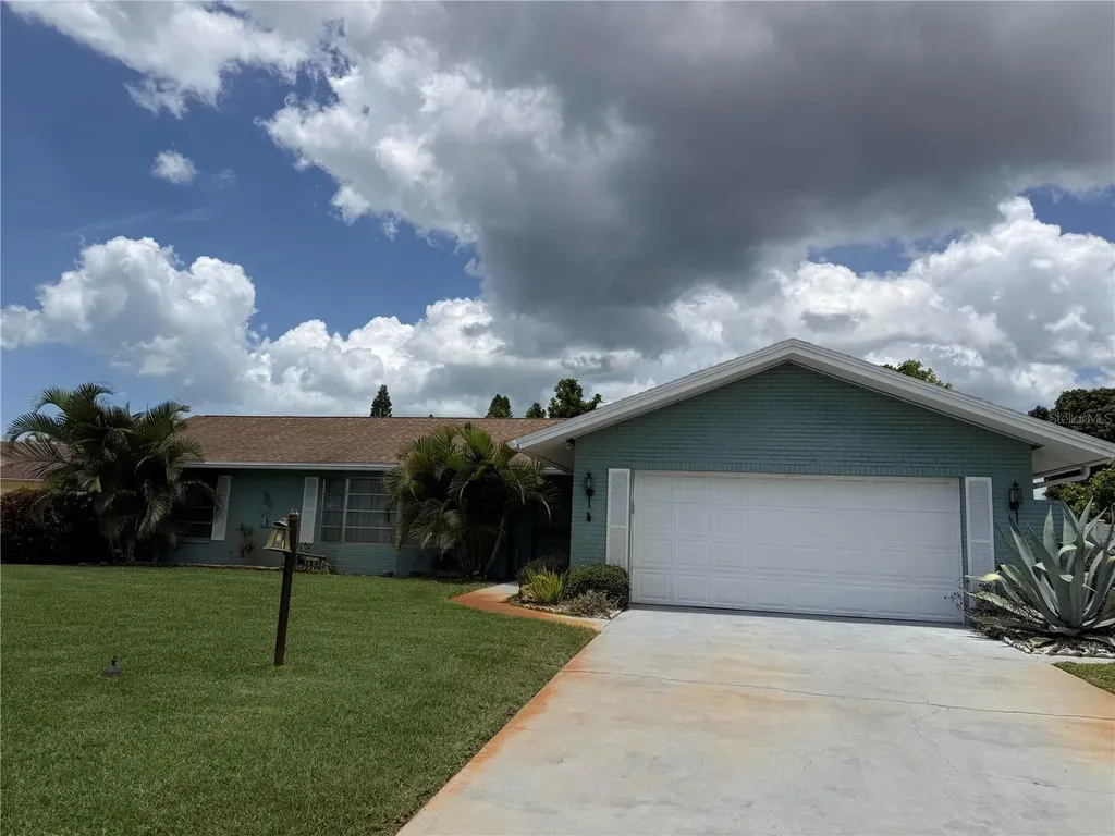 7402 13th Avenue W Bradenton FL 34209