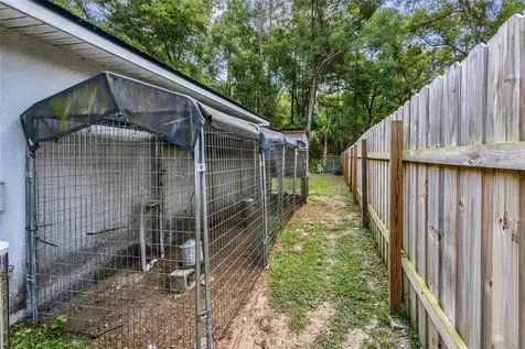 9 Sequoia Loop Lane Ocklawaha FL 32179