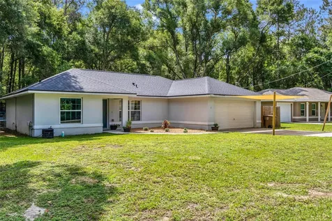9 Sequoia Loop Lane Ocklawaha FL 32179