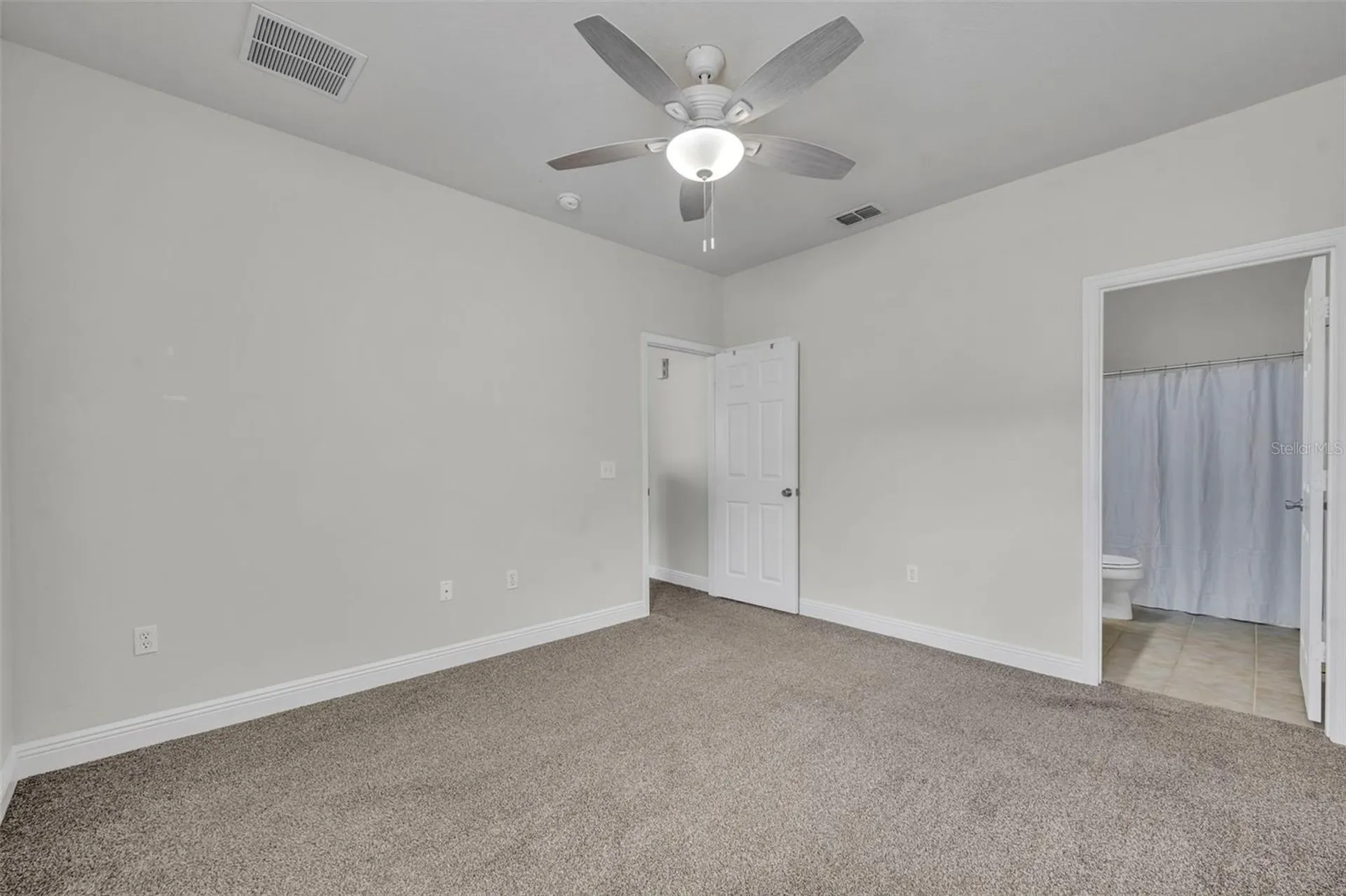 200 Southern Pecan Circle Winter Garden FL 34787