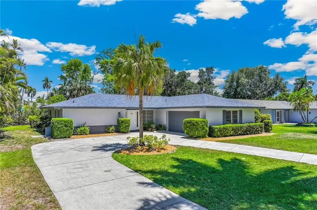 5661 Eichen Circle E Fort Myers FL 33919
