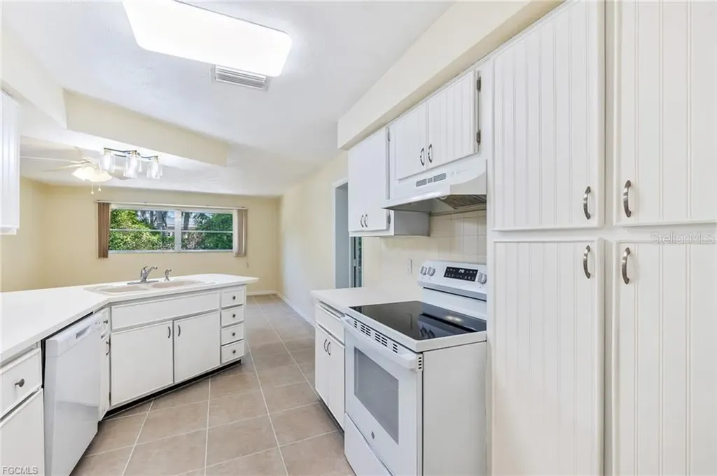 5661 Eichen Circle E Fort Myers FL 33919
