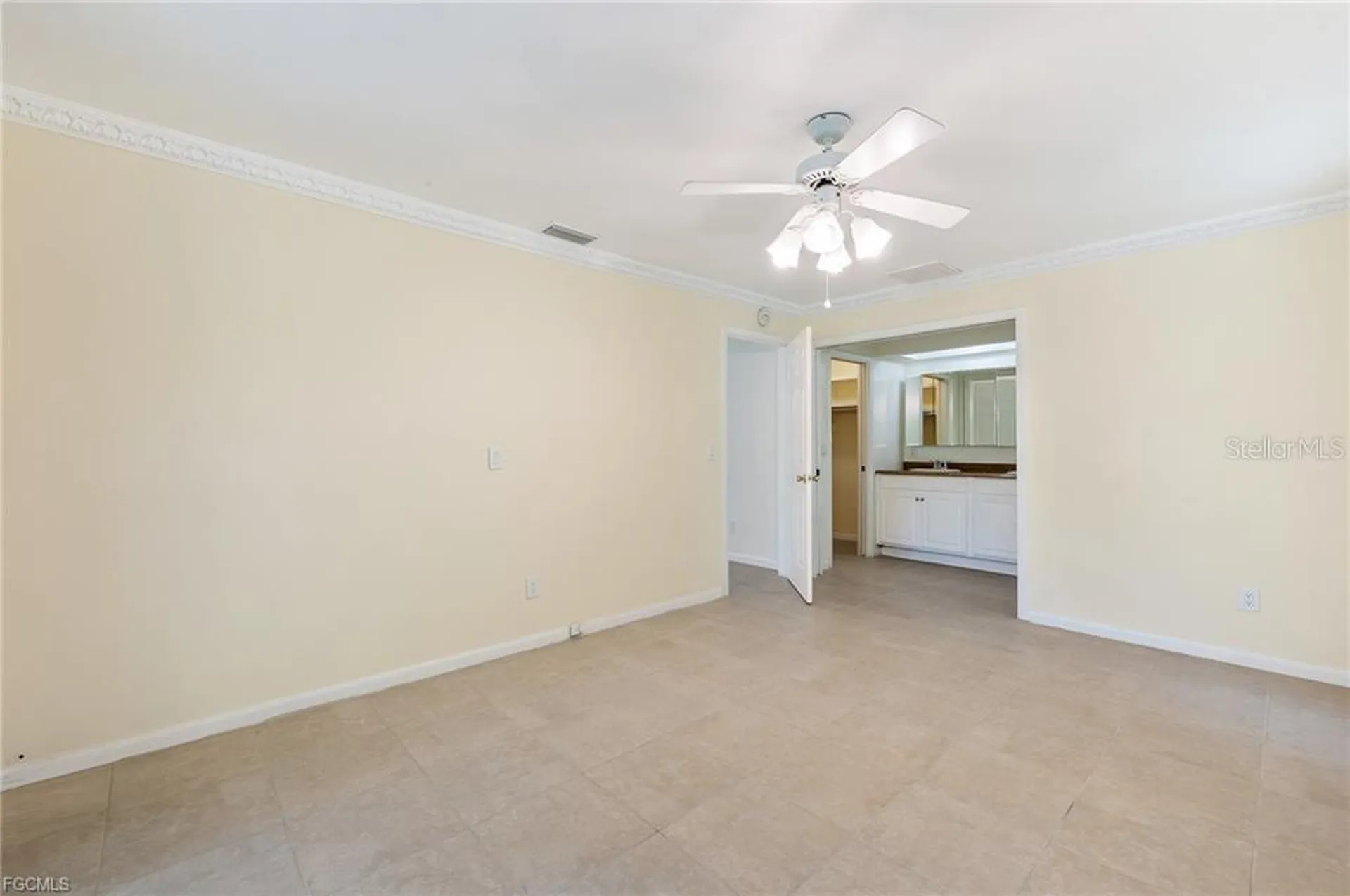 5661 Eichen Circle E Fort Myers FL 33919