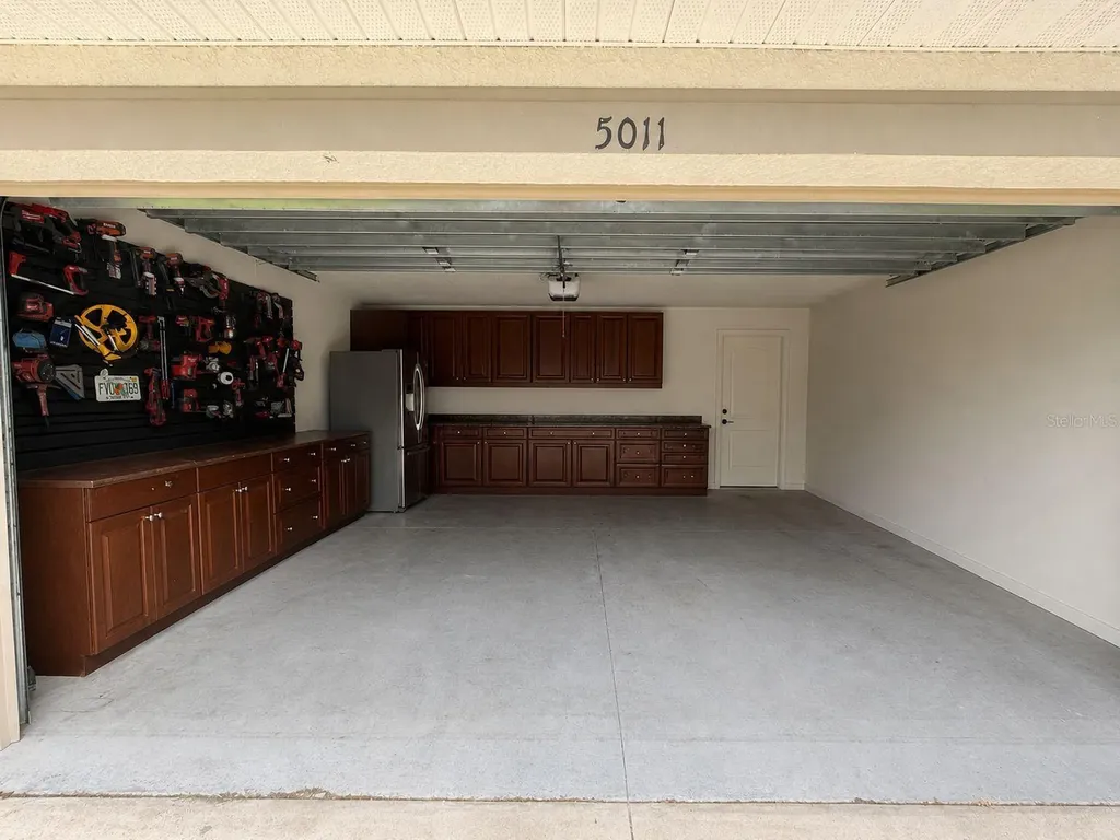 5011 58th Terrace E Bradenton FL 34203