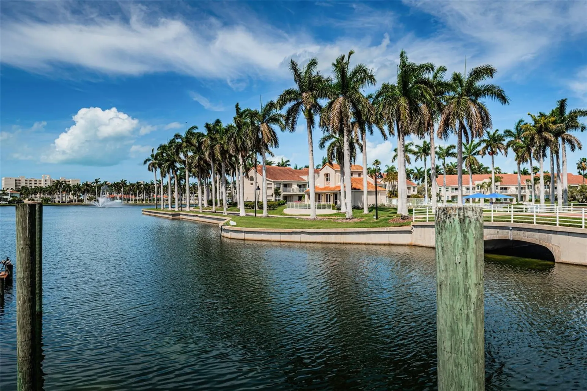 6273 Bahia Del Mar Boulevard St Petersburg FL 33715