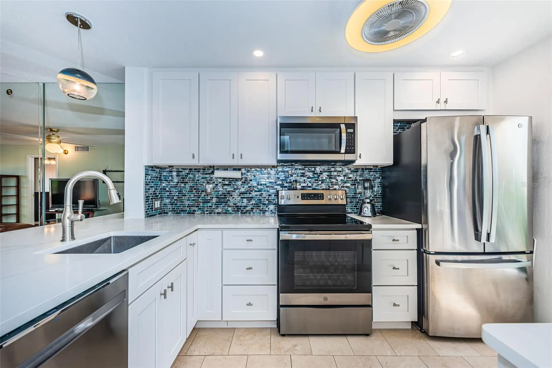 6273 Bahia Del Mar Boulevard St Petersburg FL 33715