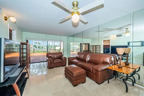 6273 Bahia Del Mar Boulevard St Petersburg FL 33715