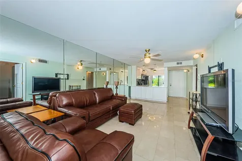 6273 Bahia Del Mar Boulevard St Petersburg FL 33715