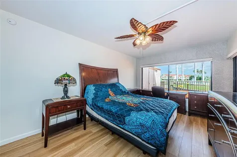 6273 Bahia Del Mar Boulevard St Petersburg FL 33715