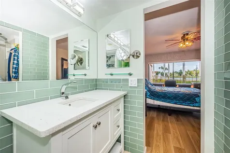 6273 Bahia Del Mar Boulevard St Petersburg FL 33715