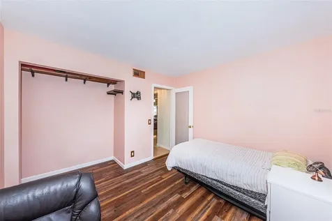 6273 Bahia Del Mar Boulevard St Petersburg FL 33715