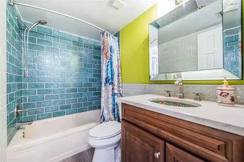 6273 Bahia Del Mar Boulevard St Petersburg FL 33715