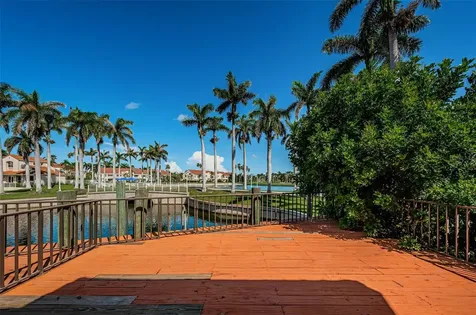 6273 Bahia Del Mar Boulevard St Petersburg FL 33715