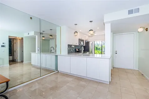 6273 Bahia Del Mar Boulevard St Petersburg FL 33715