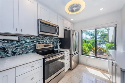 6273 Bahia Del Mar Boulevard St Petersburg FL 33715