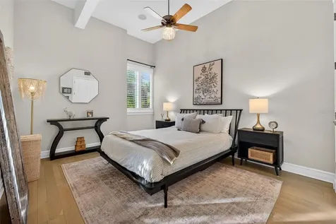 4907 Bayshore Boulevard Tampa FL 33611