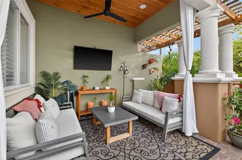 4907 Bayshore Boulevard Tampa FL 33611