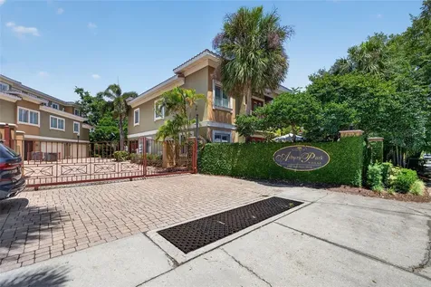 4907 Bayshore Boulevard Tampa FL 33611