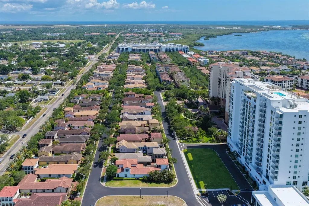6149 Yeats Manor Drive Tampa FL 33616